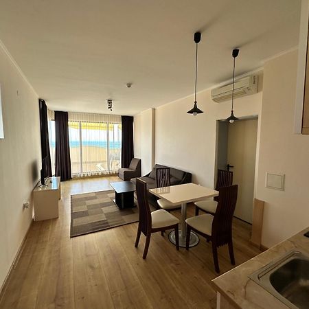 Hotel Capri Νεσέμπαρ Εξωτερικό φωτογραφία