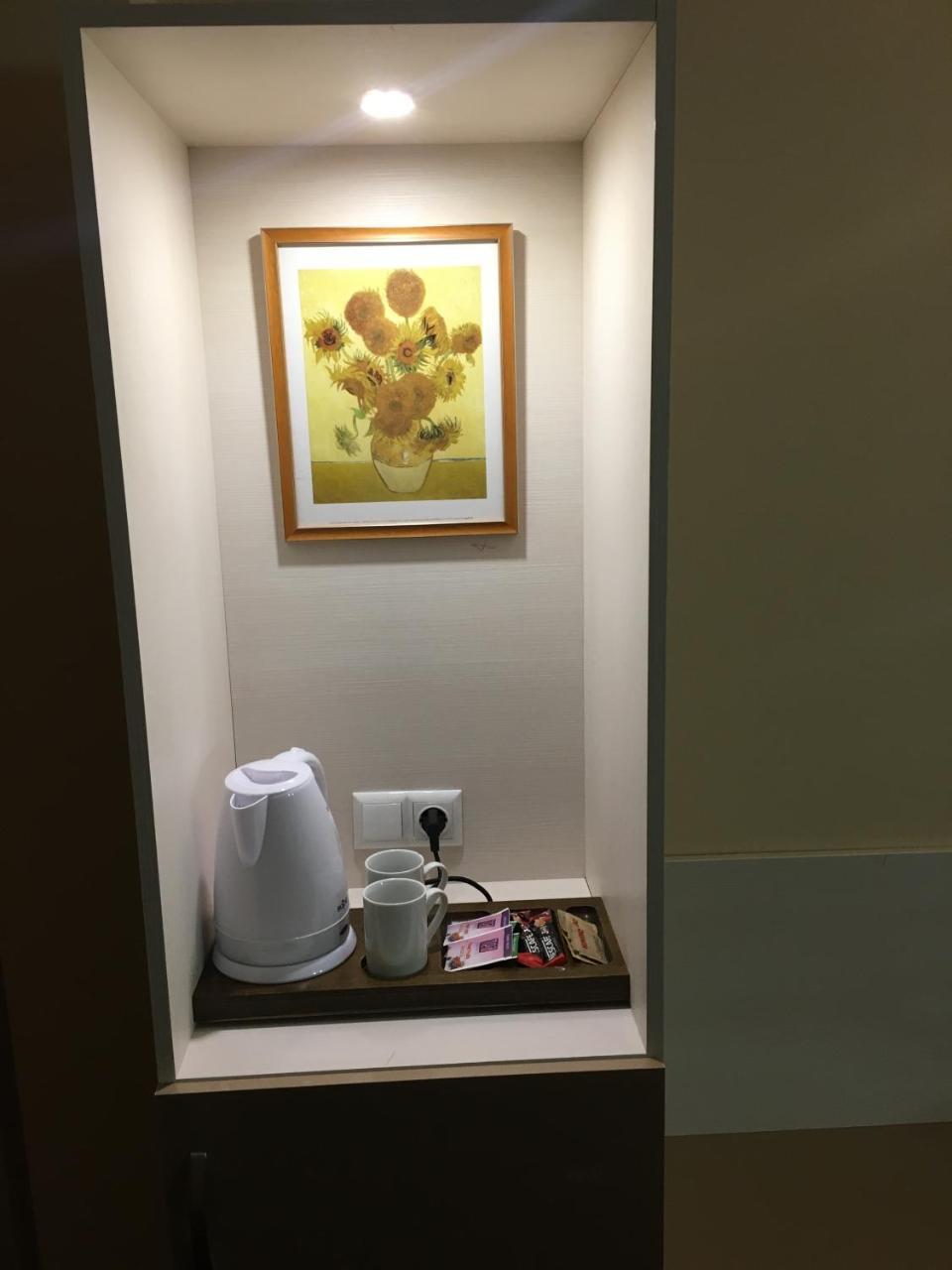 Hotel Capri Νεσέμπαρ Εξωτερικό φωτογραφία