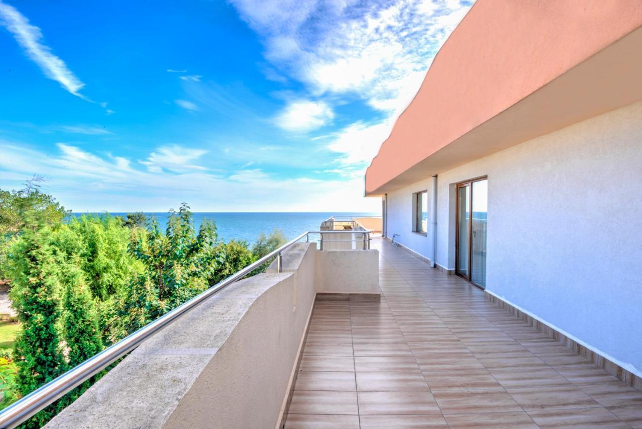 Hotel Capri Νεσέμπαρ Εξωτερικό φωτογραφία